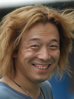 疯狂的赛车_天天影视