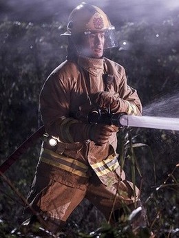 救火英雄_天天影视