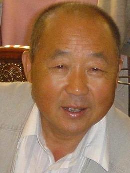 背起爸爸上学_天天影视