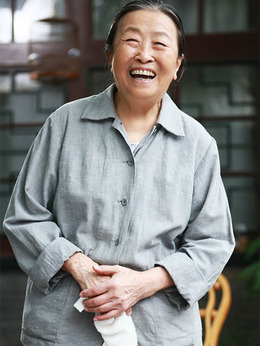 背着奶奶进城_天天影视