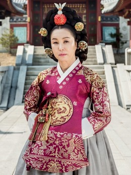 狱中花_天天影视