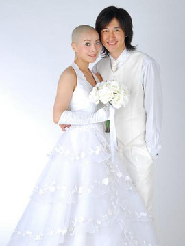 光头美女_天天影视